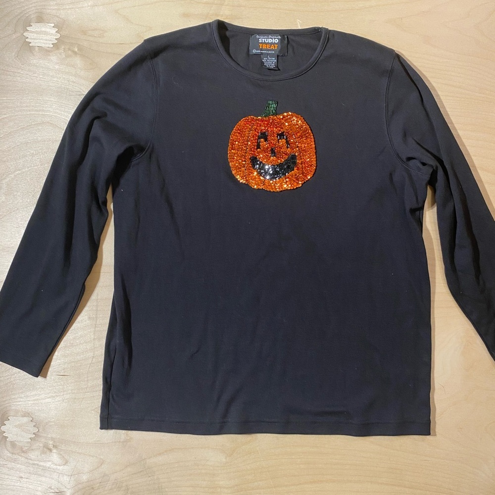 Studio Treat Long Sleeve Tee Large (IS)